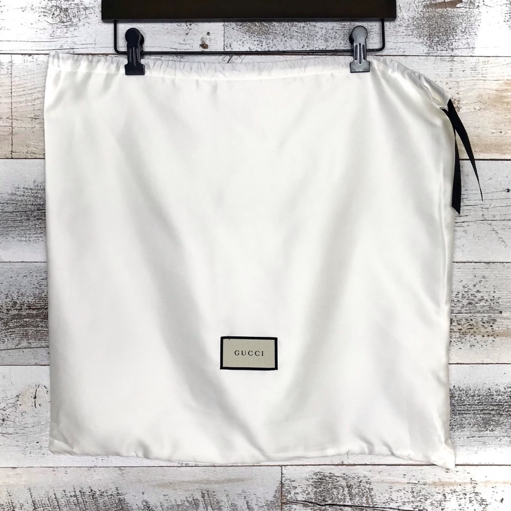 Gucci Red Quilted Medium Marmont Tote 524578 Bag - Picture 16 of 16